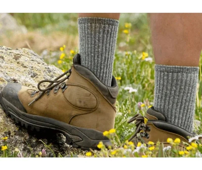 thick socks prevent blisters